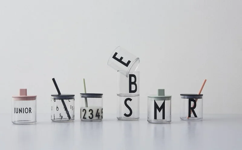 Design Letters Deckel Mit Trinkhalm, Schwarz – Bild 2