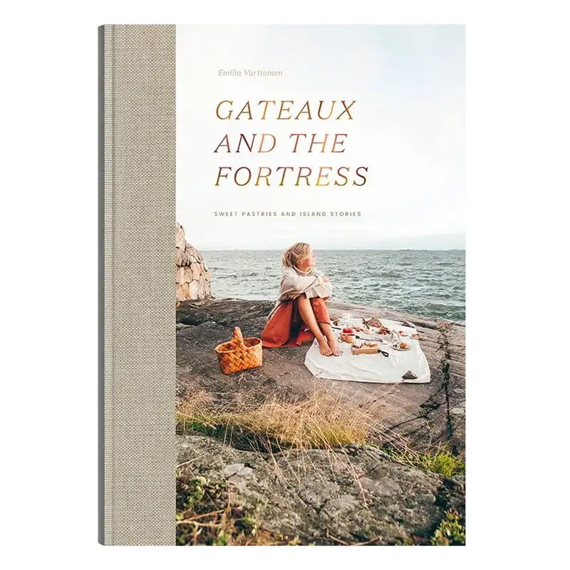 Cozy Publishing Gateaux And The Fortress – Sweet Pastries And Island Stories